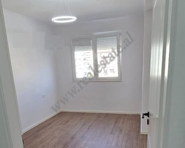 Apartament 1+1 ne shitje ne rrugen Muzaket prane rruges Don Bosko ne Tirane.
Pozicionohet ne katin 